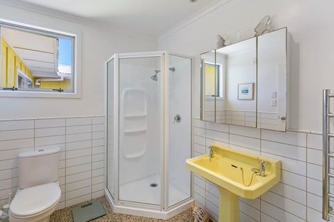 Photo of property in 1 Rodney Avenue, Te Horo Beach, Otaki, 5581