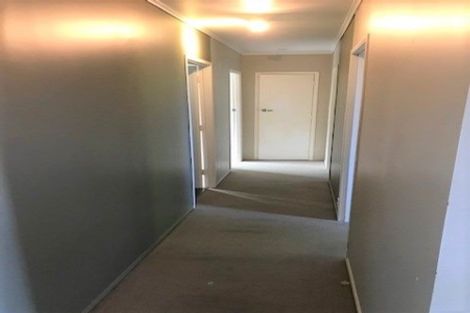 Photo of property in 76 Vodanovich Road, Te Atatu South, Auckland, 0610