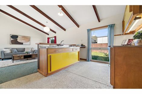 Photo of property in 3 Raekura Place, Redcliffs, Christchurch, 8081