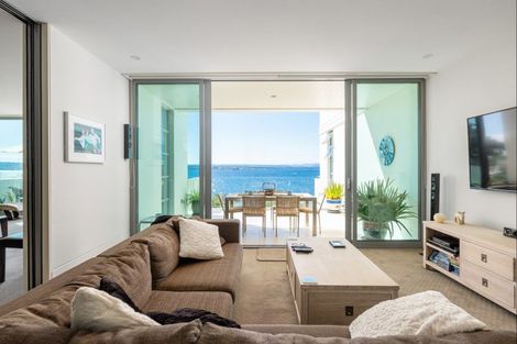 Photo of property in 1/852 Wily Terrace, Acacia Bay, Taupo, 3330