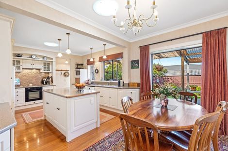 Photo of property in 10 Brinkley Road, Otumoetai, Tauranga, 3110