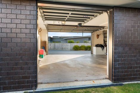 Photo of property in 11 Waianiwa Dell, Wharewaka, Taupo, 3330