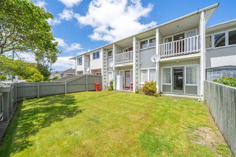 Photo of property in 4/6-8 Keys Street, Elderslea, Upper Hutt, 5018
