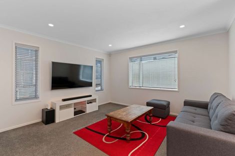 Photo of property in 7b Collingwood Road, Waiuku, 2123