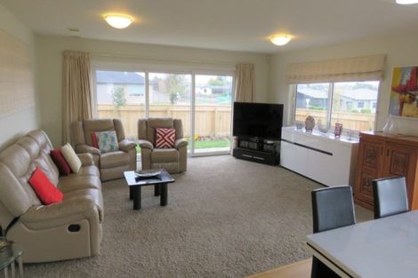Photo of property in 1 Brompton Close, Richmond Heights, Taupo, 3330