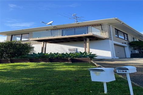 Photo of property in 1/32 Velma Road, Hillcrest, Auckland, 0627