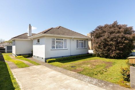 Photo of property in 321 Carrington Street, Vogeltown, New Plymouth, 4310