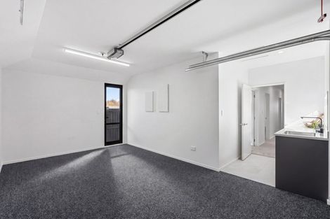 Photo of property in 3/84 Mcmahon Drive, Aidanfield, Christchurch, 8025