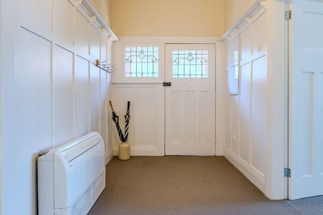 Photo of property in 362 Bay View Road, Saint Clair, Dunedin, 9012