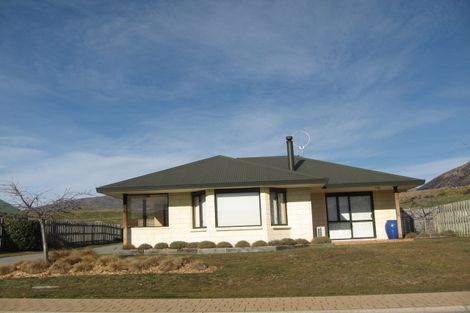 Photo of property in 49 Meadowstone Drive, Wanaka, 9305