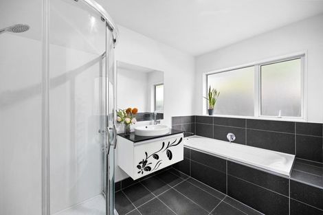 Photo of property in 60 Magellan Rise, Flagstaff, Hamilton, 3210