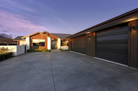 Photo of property in 8 Rosemary Place, Stoke, Nelson, 7011