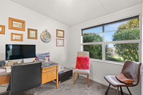 Photo of property in 24 William Donald Drive, Solway, Masterton, 5810