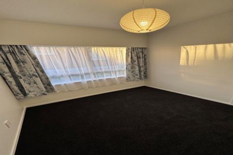 Photo of property in 2/1 Evelyn Place, Hillcrest, Auckland, 0627