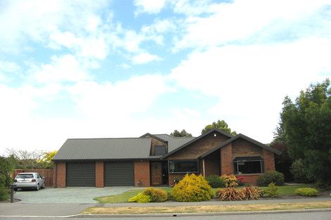 Photo of property in 8 Forest Drive, Parklands, Christchurch, 8083