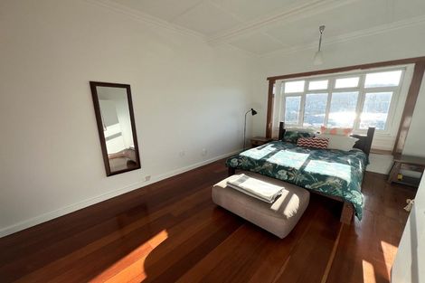 Photo of property in 11 Mcintyre Avenue, Mount Victoria, Wellington, 6011