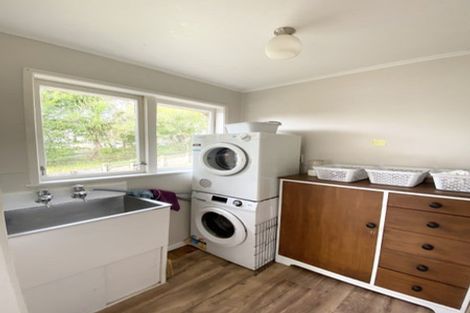 Photo of property in 93 Fairclough Road, Beach Haven, Auckland, 0626