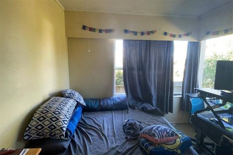 Photo of property in 2/2 Yacht Place, Bucklands Beach, Auckland, 2012