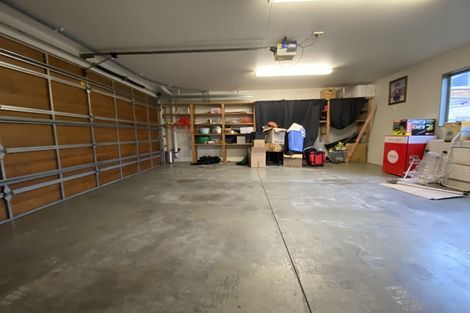 Photo of property in 514b Blockhouse Bay Road, Blockhouse Bay, Auckland, 0600