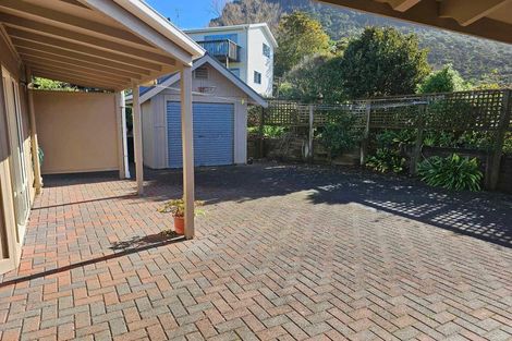 Photo of property in 6 Whangarei Heads Road, Whangarei Heads, 0174