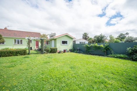 Photo of property in 202 College Street, West End, Palmerston North, 4412