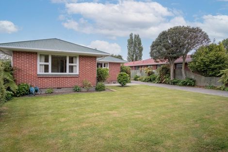 Photo of property in 7 Canberra Place, Redwood, Christchurch, 8051