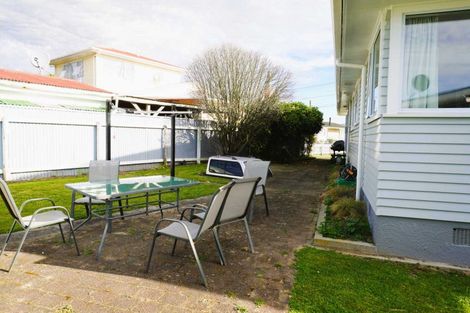 Photo of property in 7 Meadowvale Drive, Levin, 5510