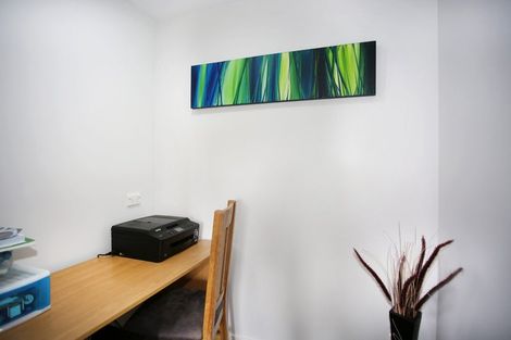 Photo of property in 8 Stockyard Crescent, Pukekohe, 2120