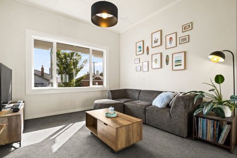 Photo of property in 17 Beresford Street, Kaikorai, Dunedin, 9010