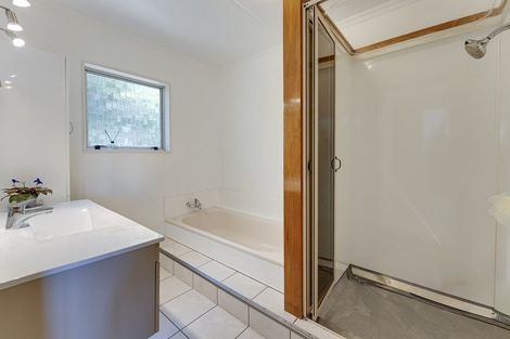 Photo of property in 1/104 Tosswill Road, Tahunanui, Nelson, 7011