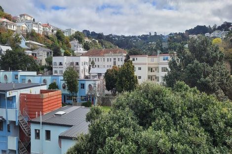 Photo of property in Blythswood Flats, 16/3 Aro Street, Aro Valley, Wellington, 6021