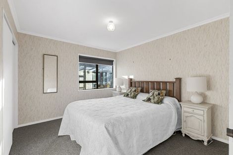 Photo of property in 1 Tern Place, Hokowhitu, Palmerston North, 4410
