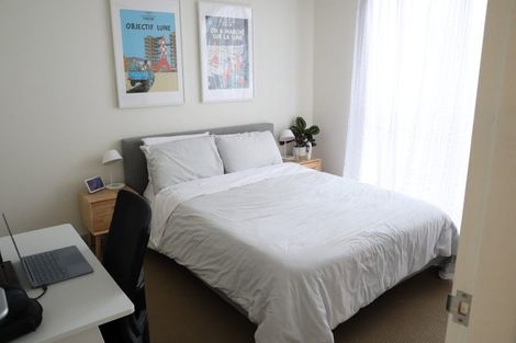 Photo of property in Terrace Heights Apartments, 2/163p The Terrace, Wellington Central, Wellington, 6011