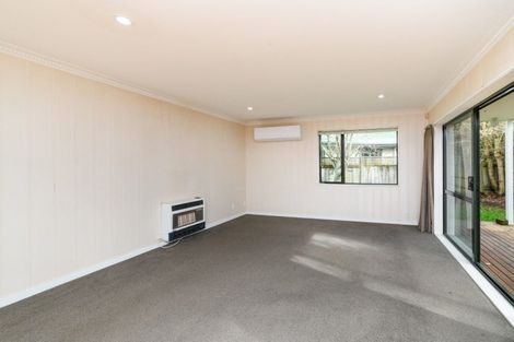 Photo of property in 7b Harrow Place, Hokowhitu, Palmerston North, 4410