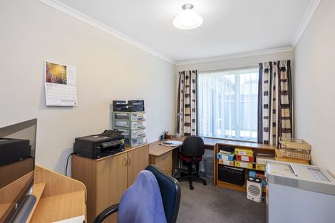 Photo of property in 19 Jade Lane, Paraparaumu, 5032