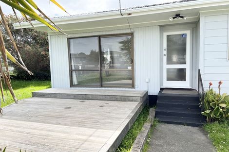 Photo of property in 67 Hyperion Drive, Randwick Park, Auckland, 2105