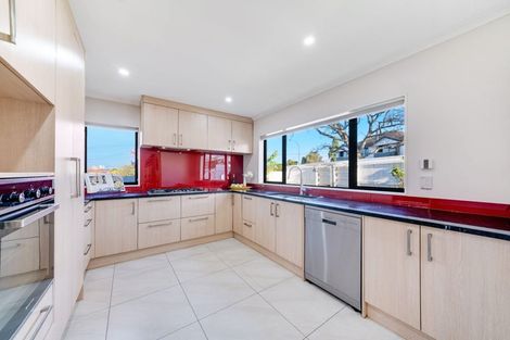 Photo of property in 1 Papahou Lane, Papatoetoe, Auckland, 2025