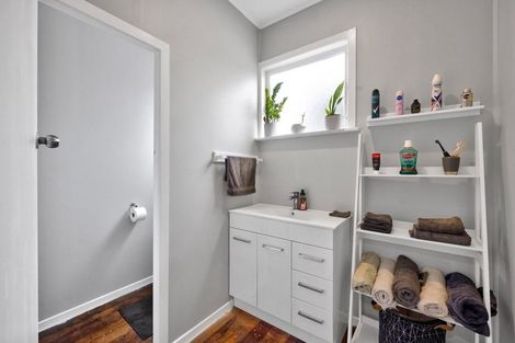 Photo of property in 41 Fairfield Road, Hawera, 4610