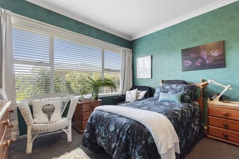 Photo of property in 16 Kingsley Street, St Andrews, Hamilton, 3200