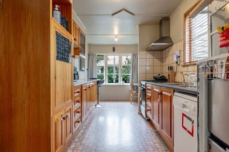 Photo of property in 40 Andrew Avenue, Roslyn, Palmerston North, 4414