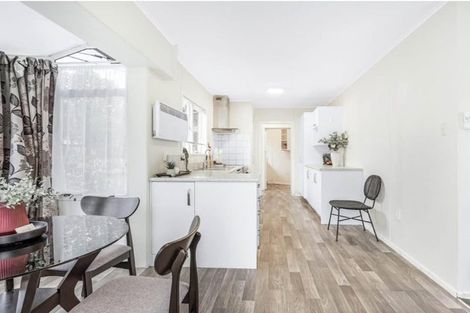 Photo of property in 8 Defoe Avenue, Hillcrest, Hamilton, 3216