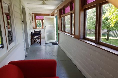 Photo of property in 10/27 Nikau Street, New Lynn, Auckland, 0600