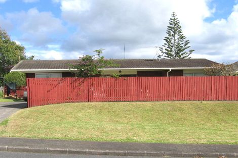 Photo of property in 1 Alma Street, Te Atatu South, Auckland, 0610