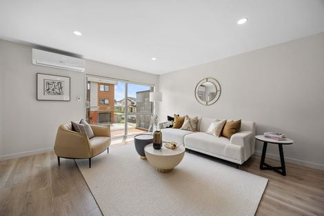 Photo of property in 4 Meritage Lane, Te Atatu South, Auckland, 0610