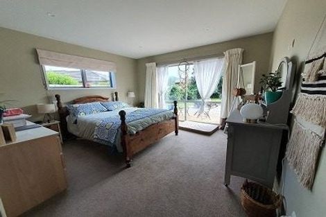 Photo of property in 54 Onslow Road, Lake Hayes, Queenstown, 9304