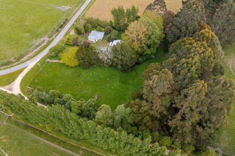Photo of property in 111 Hinemoa Valley Road, Kaitawa, Pahiatua, 4981