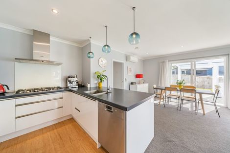 Photo of property in 35 Kurth Crescent, Silverstream, Upper Hutt, 5019