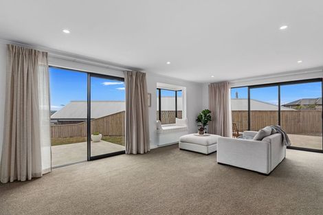 Photo of property in 52 Katania Heights, Brightwater, 7022