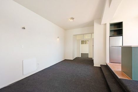 Photo of property in 32 Newport Terrace, Seatoun, Wellington, 6022