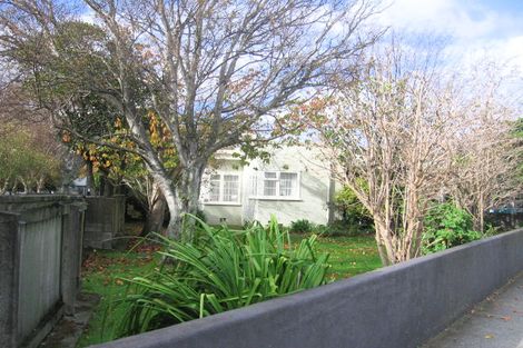 Photo of property in 77 Woburn Road, Woburn, Lower Hutt, 5010